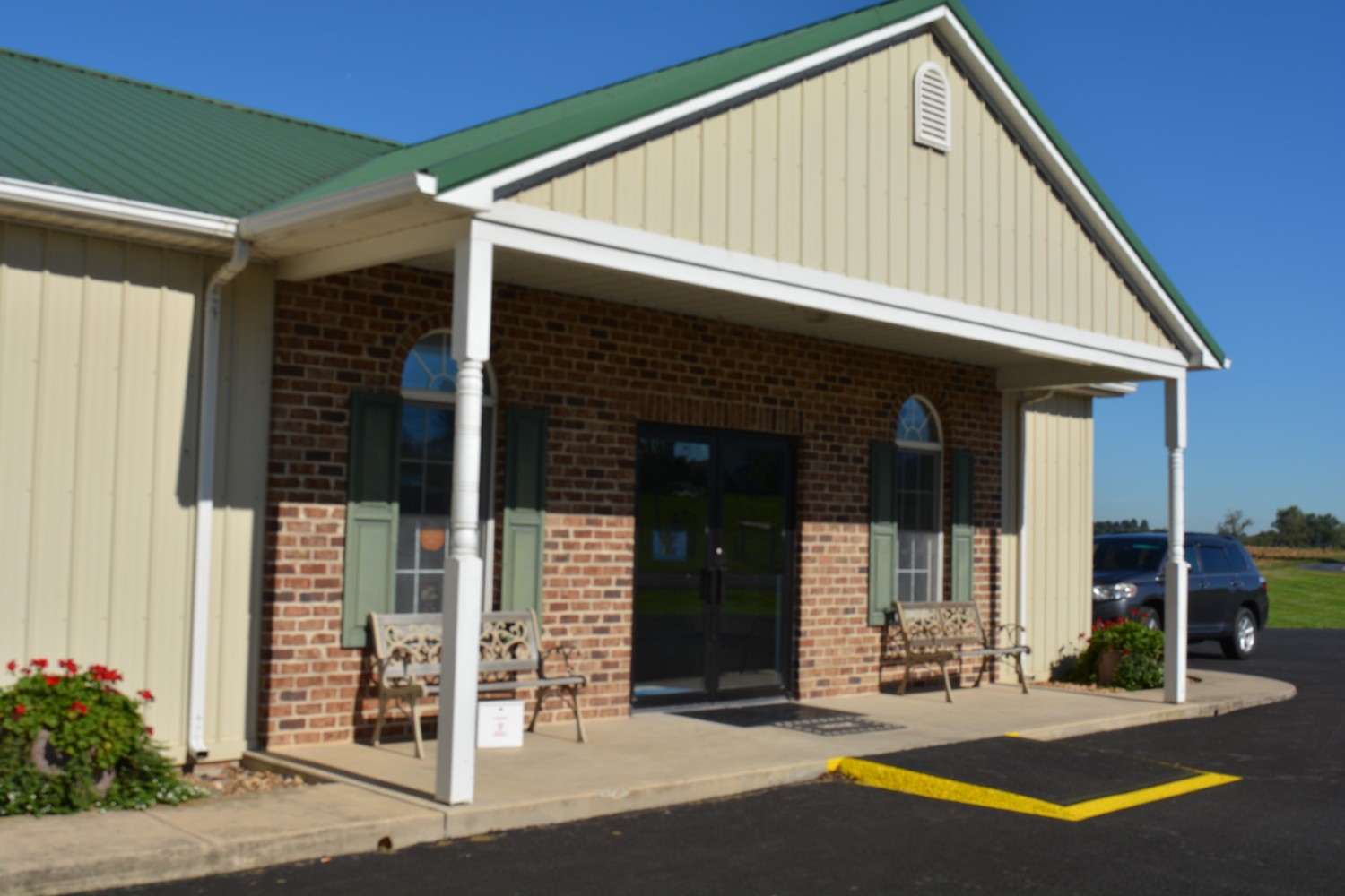 Dayton Animal Clinic - 1738 Silver Lake Road - Dayton, VA